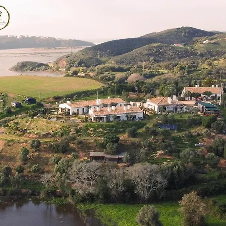 Vale D Sancho Eco Turismo *